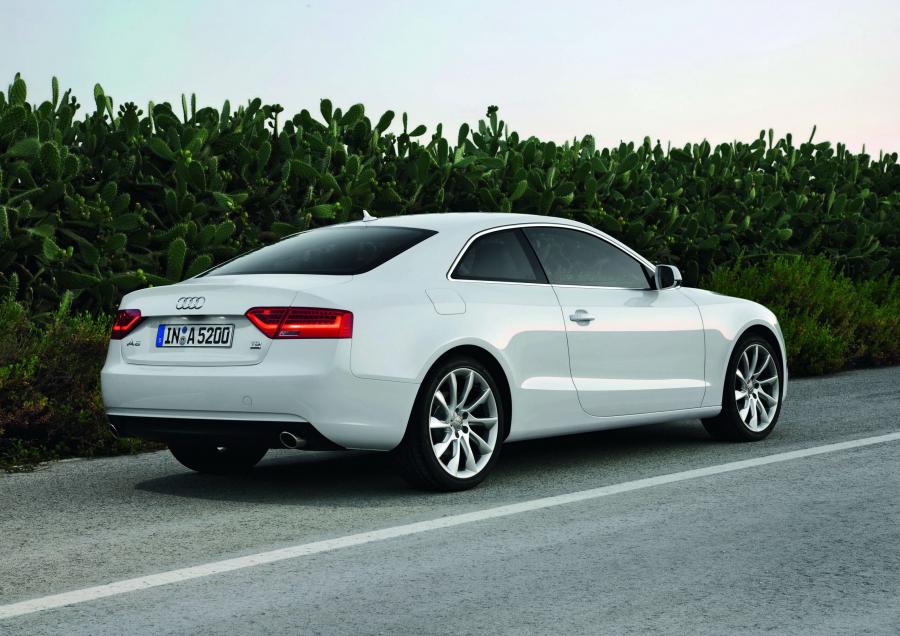  Audi A5 Coupe 3.0 TDI Quattro 2011 года  (WW) (фото 11 из 40)